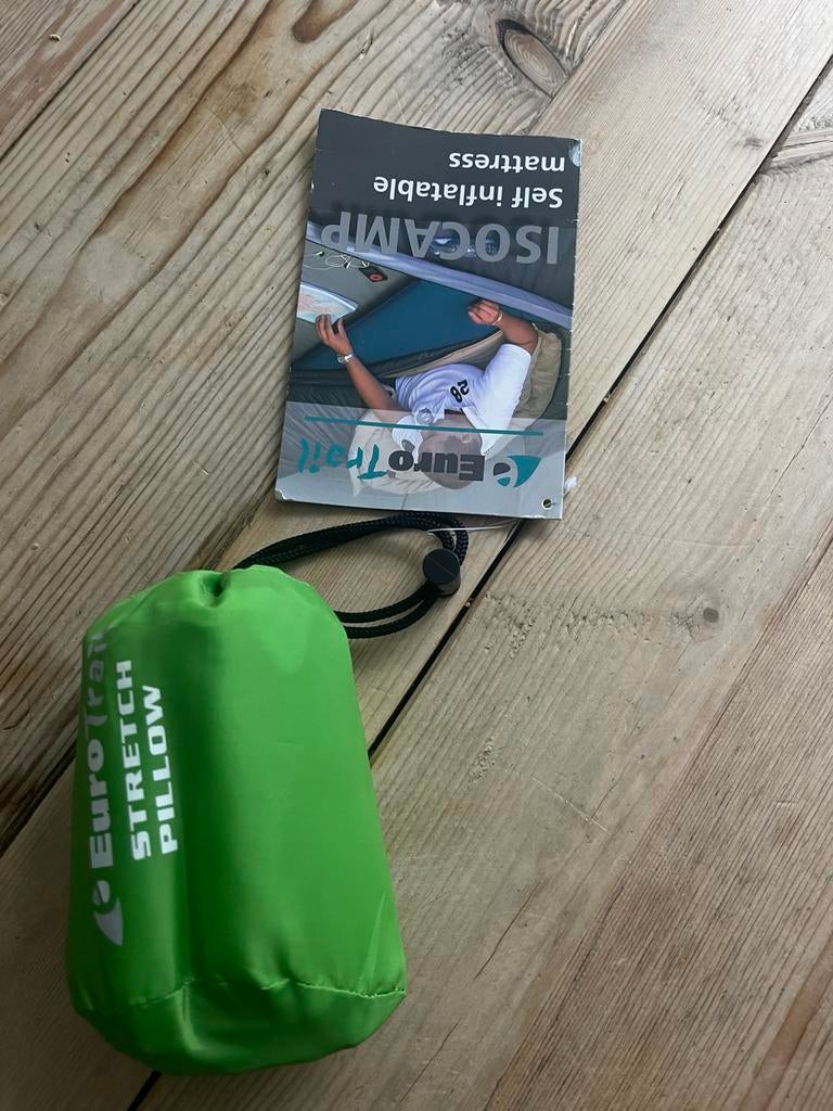 Eurotrail zelfopblaasbaar hoofdkussen nieuw, Ophalen, Nieuw, 1-persoons