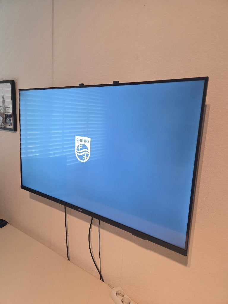 Philips 43” 4K Ultra HD Smart TV + muurbeugel – als nieuw, Ophalen, Philips, LED, 50 Hz