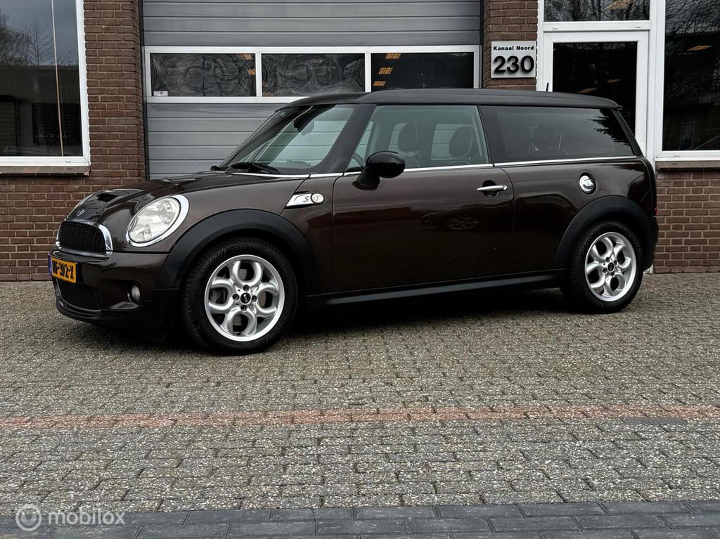 Mini Mini 1.6 CLUBMAN Cooper S LEDER/PANO/AIRCO/CRUISE.C, Voorwielaandrijving, Traction-control, Gebruikt, Clubman