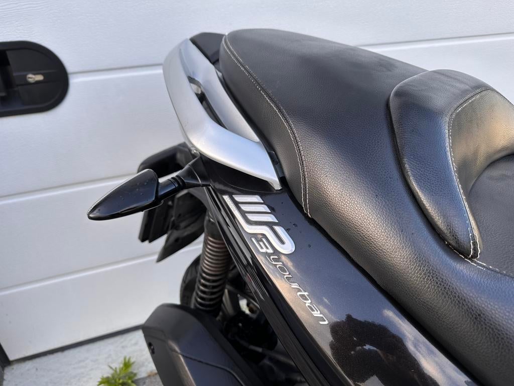 Piaggio MP3 Yourban 300 IE LT Motorscooter Autorijbewijs B, Scooter, Occasion, Bedrijf, Automaat