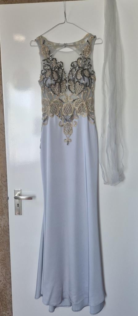Elegante galajurk, één keer gedragen en gestoomd, Galajurk, Grijs, Ophalen, Maat 38/40 (M)
