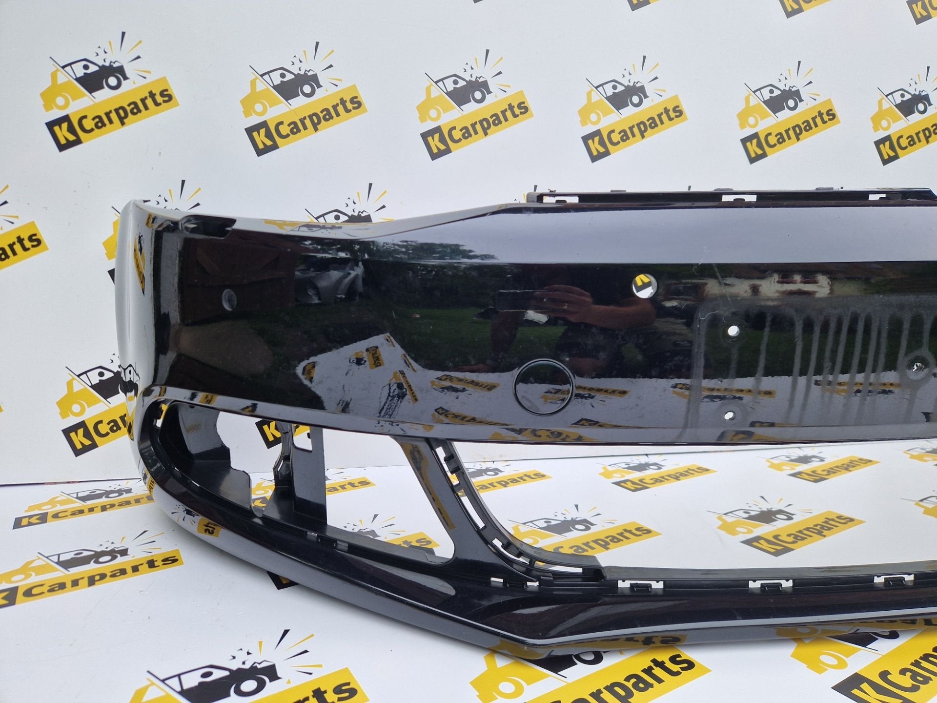 Voorbumper Volkswagen Jetta PDC 5C6807221B origineel bumper, Auto-onderdelen, Gebruikt, Volkswagen AG, Bumper, Berliner Ring 2
38440  Wolfsburg, DE