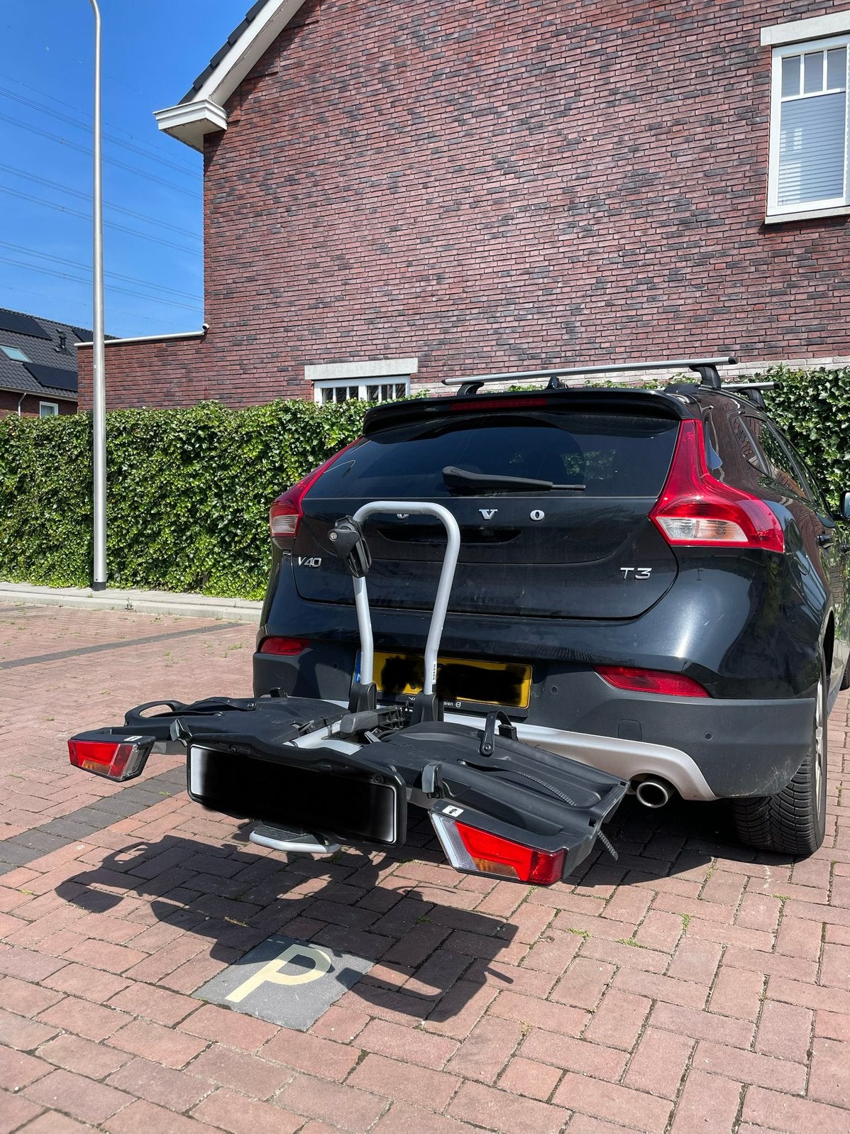 TE HUUR: Thule Easyfold fietsendrager, Ophalen, Gebruikt, Brede banden, 2 fietsen