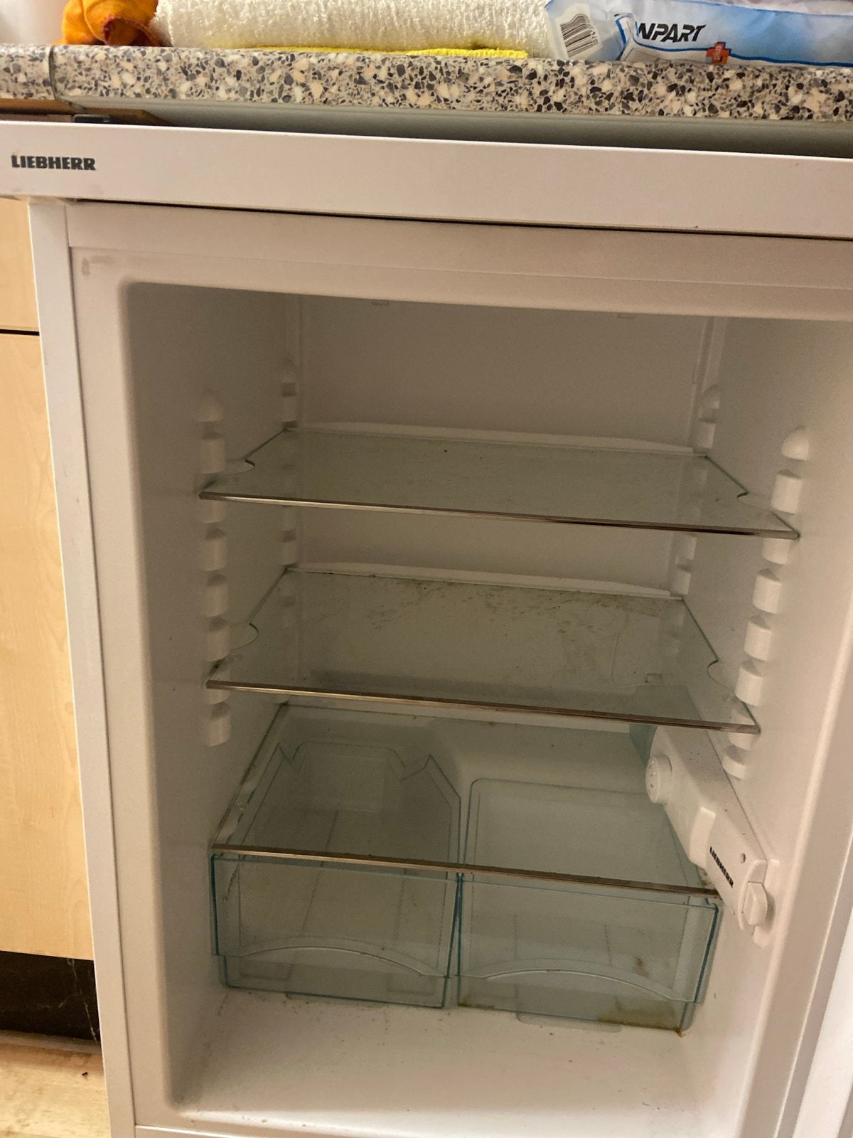 Liebherr Koelkast - Compact en Efficiënt, NOG 1 DAG TE KOOP, Ophalen, Minder dan 75 liter, Zonder vriesvak, Gebruikt