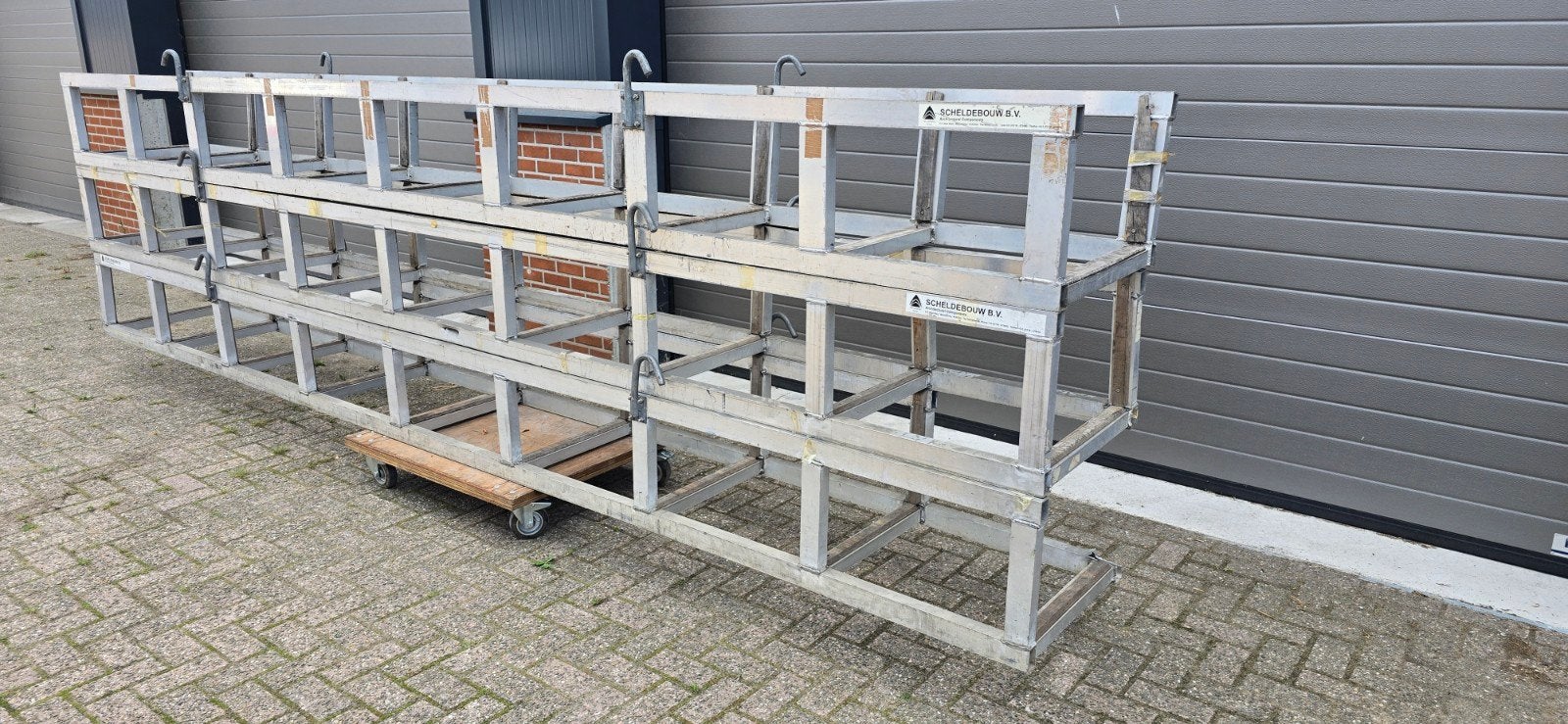 3x Langmateriaal-container / bokken. Aluminium met hijsogen., Ophalen, Gebruikt