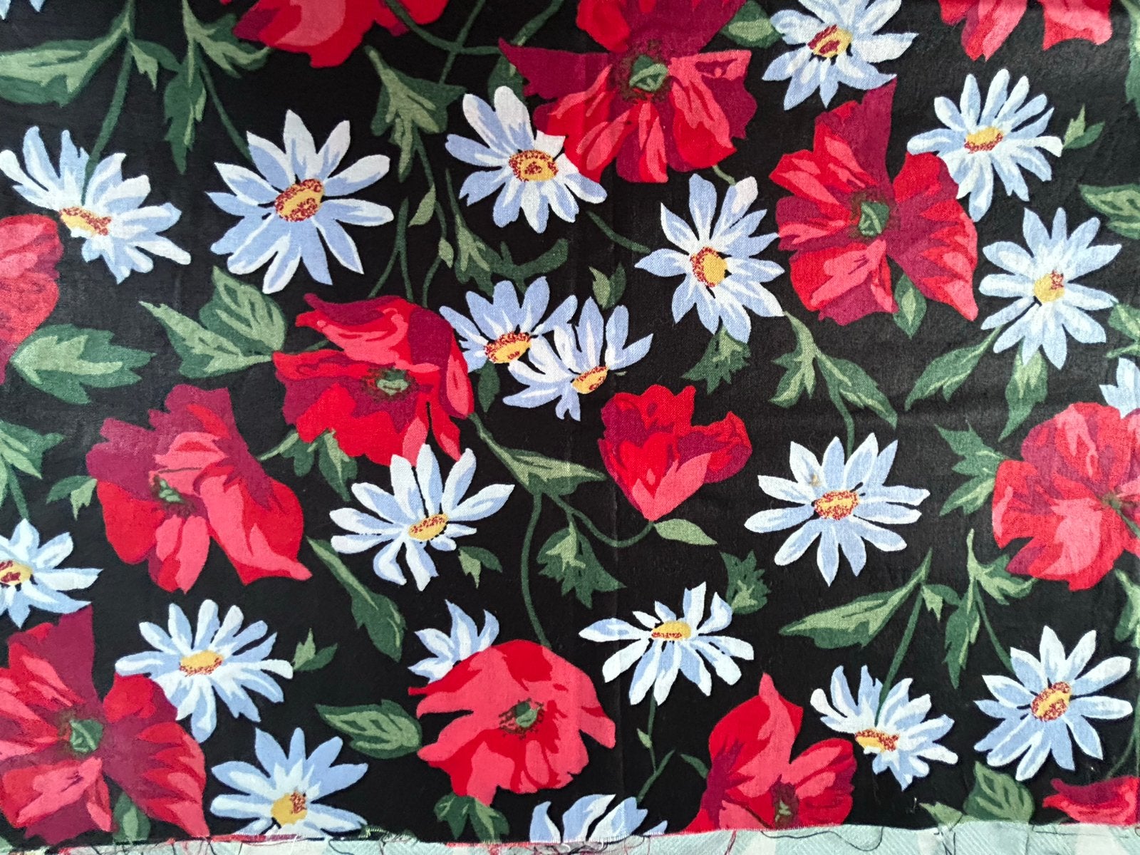 Katoenen lapje met klaprozen en madeliefjes, Meerkleurig, Nieuw, Ophalen of Verzenden, 30 tot 120 cm