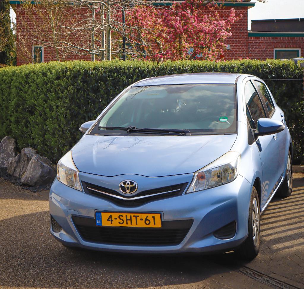 Toyota Yaris 2013 | 72.670 km | APK 10‑2026 | zuinig, Auto's, Euro 5, Stof, Blauw, Origineel Nederlands