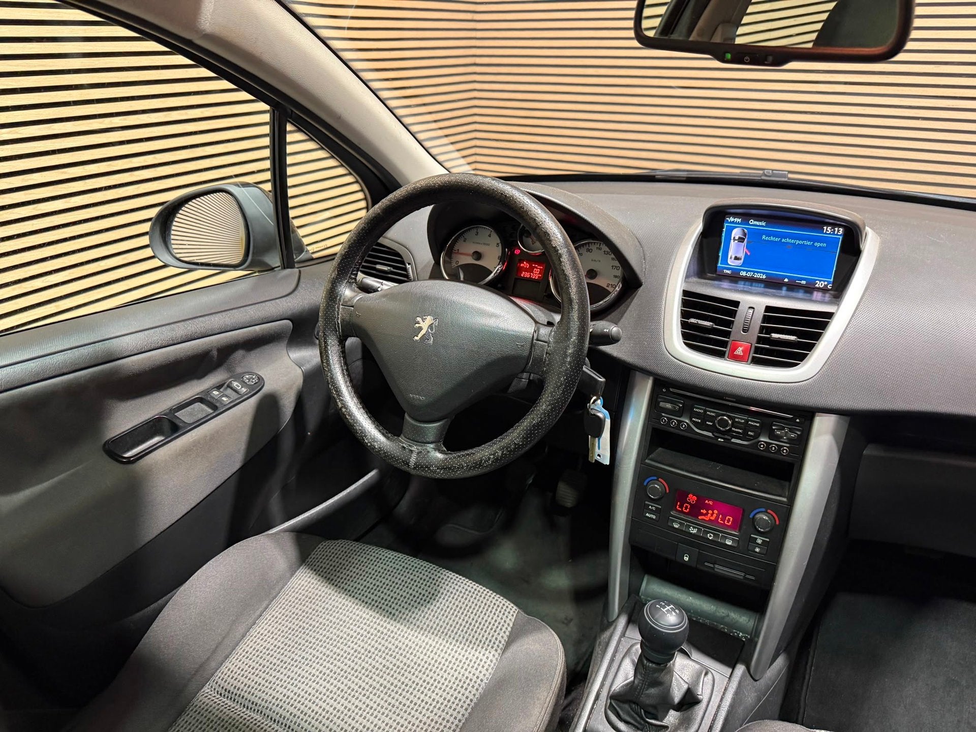 Peugeot 207 SW 1.6 VTi Première | Airco | Cruise | Trekhaak, Voorwielaandrijving, Euro 5, Stof, Gebruikt