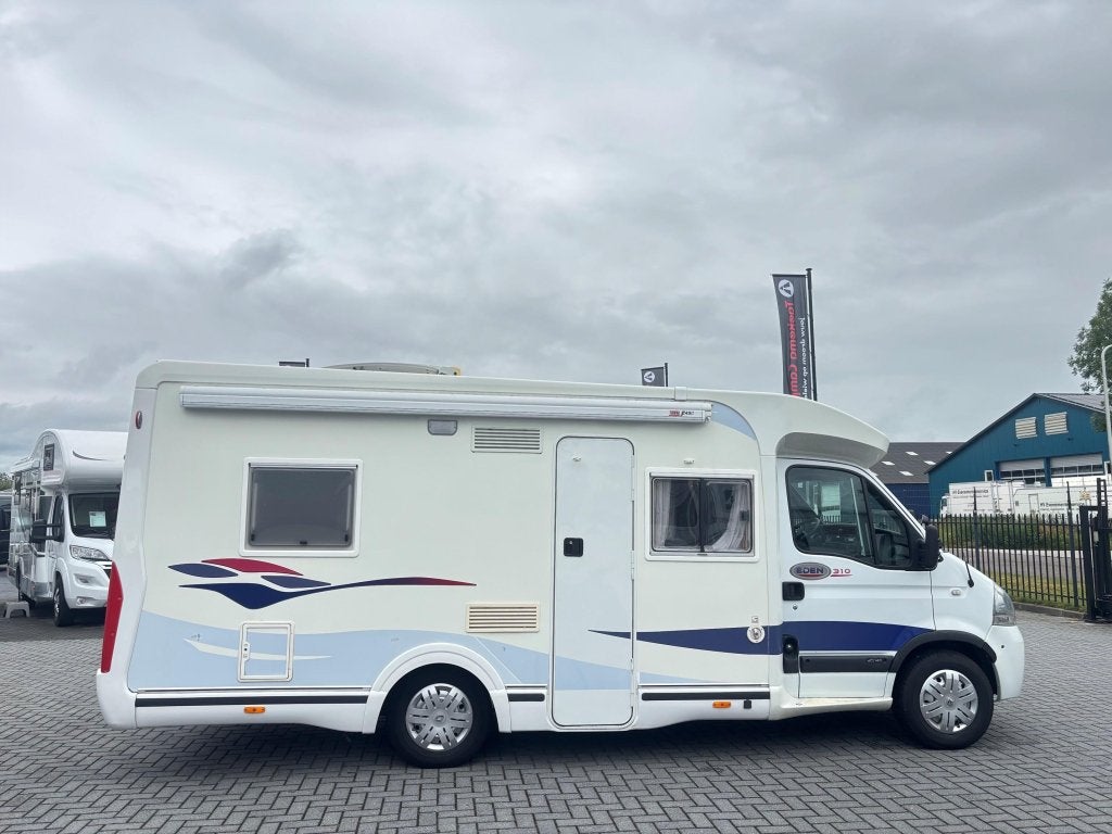 Caravans And Camping Renault