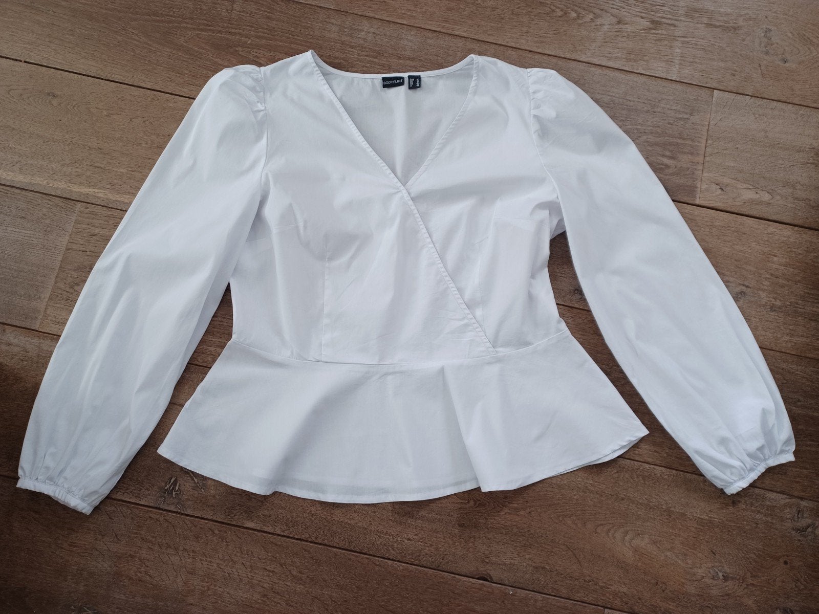 Zgan Witte blouse bodyflirt mt 42, Ophalen of Verzenden, Zo goed als nieuw, Maat 42/44 (L), Wit