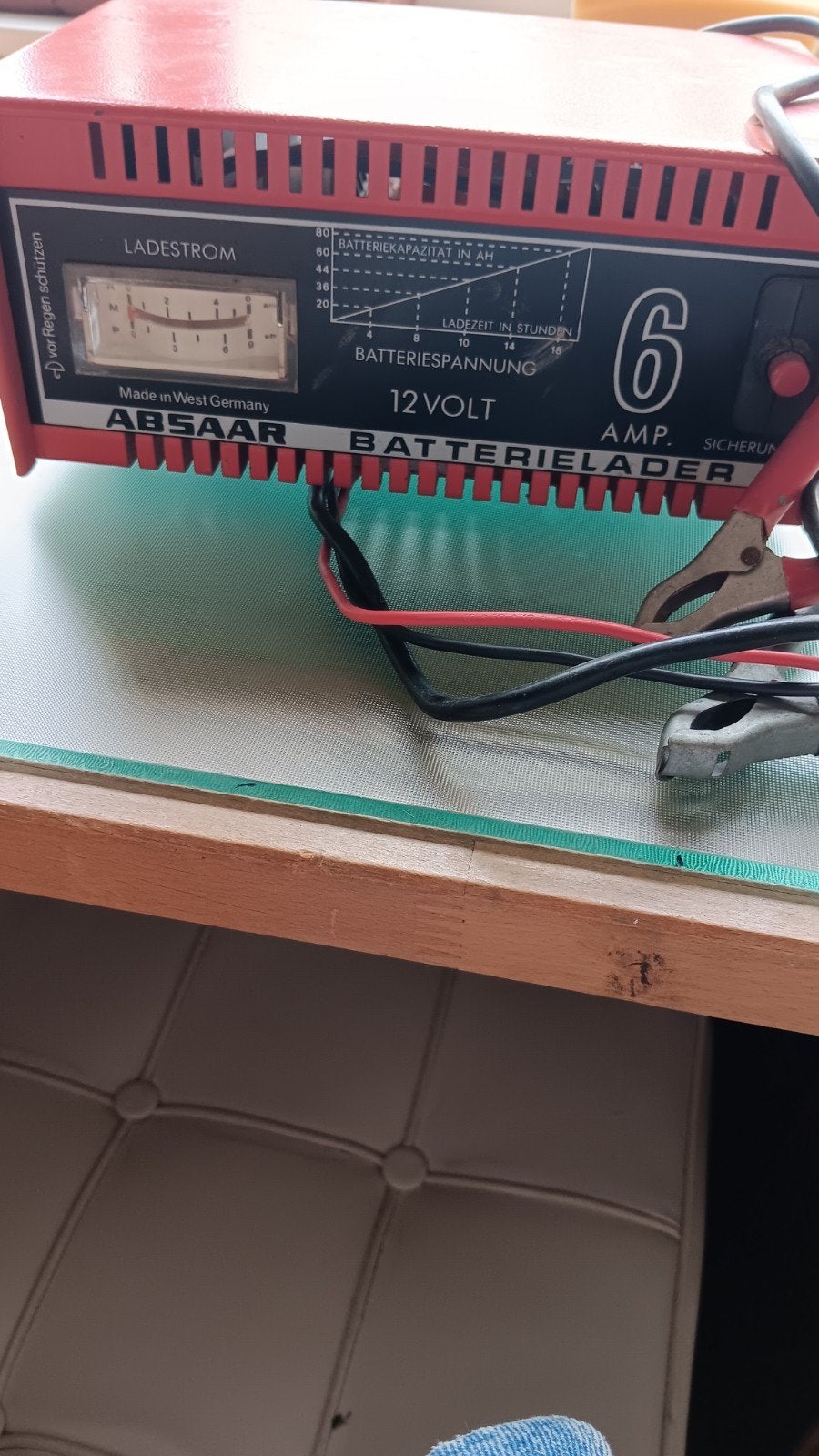 Absaar Batterijlader 12V 6A - Made in West Germany, Gebruikt
