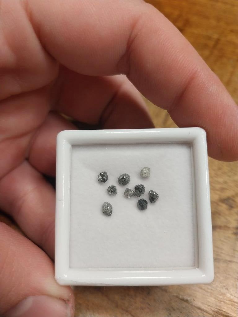 9 ruwe diamanten, Ophalen of Verzenden, Zo goed als nieuw