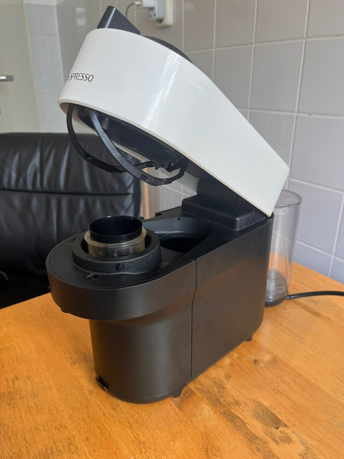 Foto 2 van Nespresso Vertuo Pop (white) coffee maker