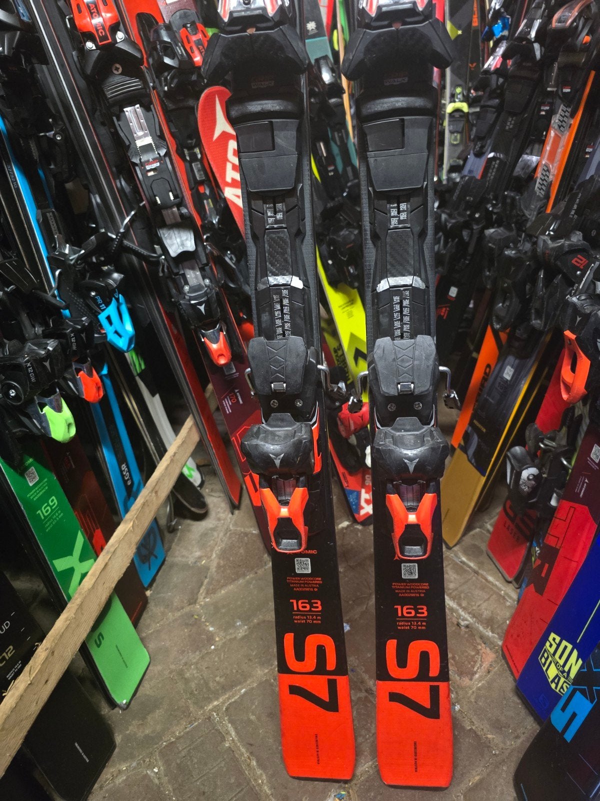 163cm ATOMIC REDSTER S7 SL GEVORDERDEN SKI, 160 tot 180 cm, Ophalen of Verzenden, Zo goed als nieuw, Carve