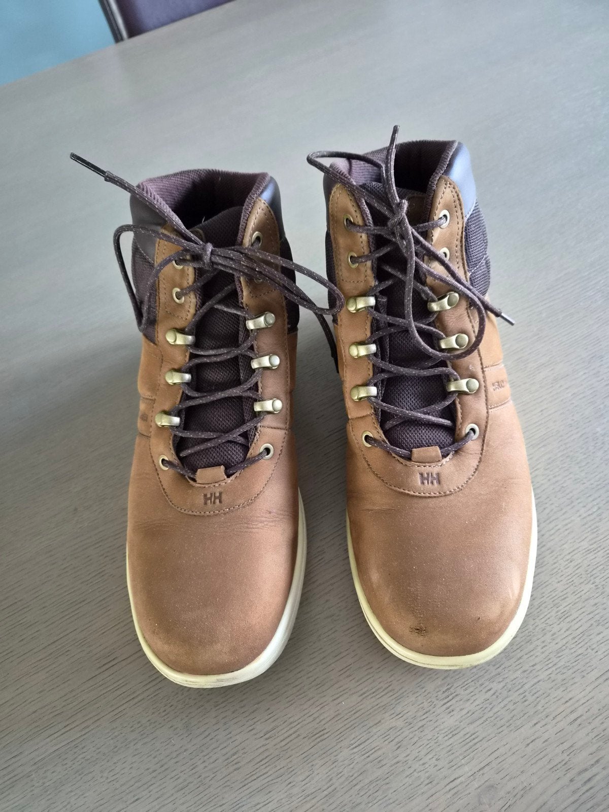 Helly Hansen Boots - Bruin - Maat 43 - Zo goed als nieuw, Helly Hansen, Bruin, Boots, Ophalen of Verzenden