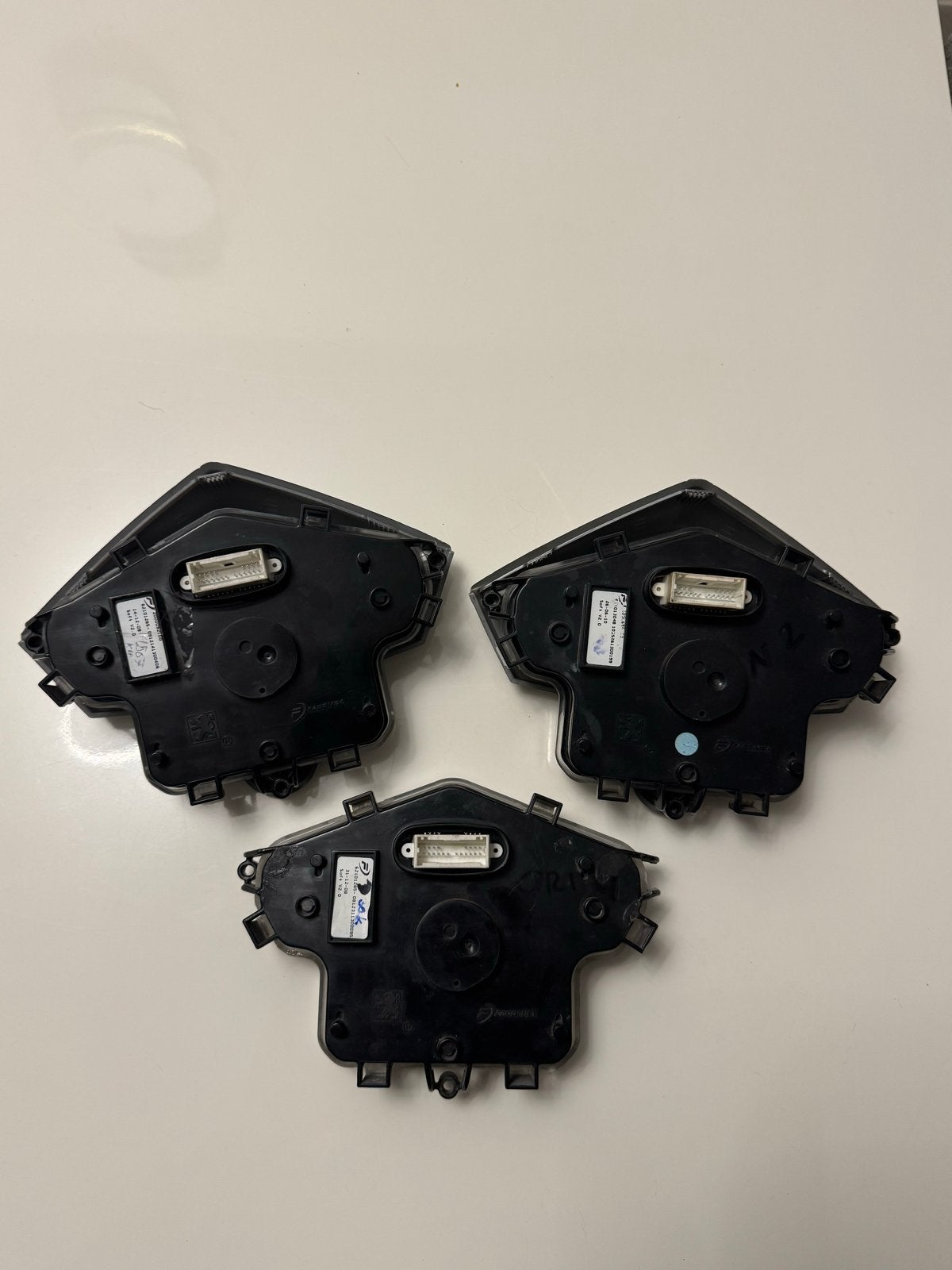 3xPeugeot Speedfight 3 teller (km stand en werking onbekend), Ophalen of Verzenden, Gebruikt, Overige typen