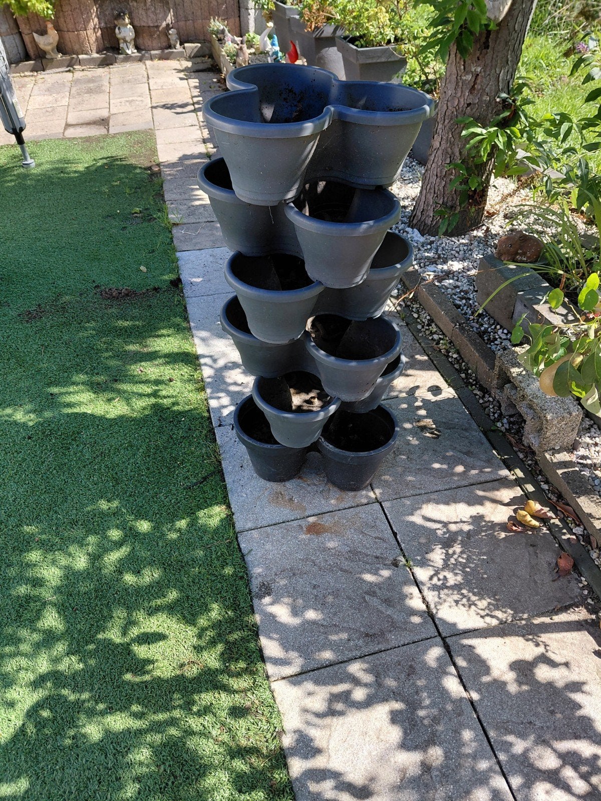 Verticale bloempot toren - Ideaal voor kleine tuinen, Kunststof, Gebruikt, Overige vormen, Balkon