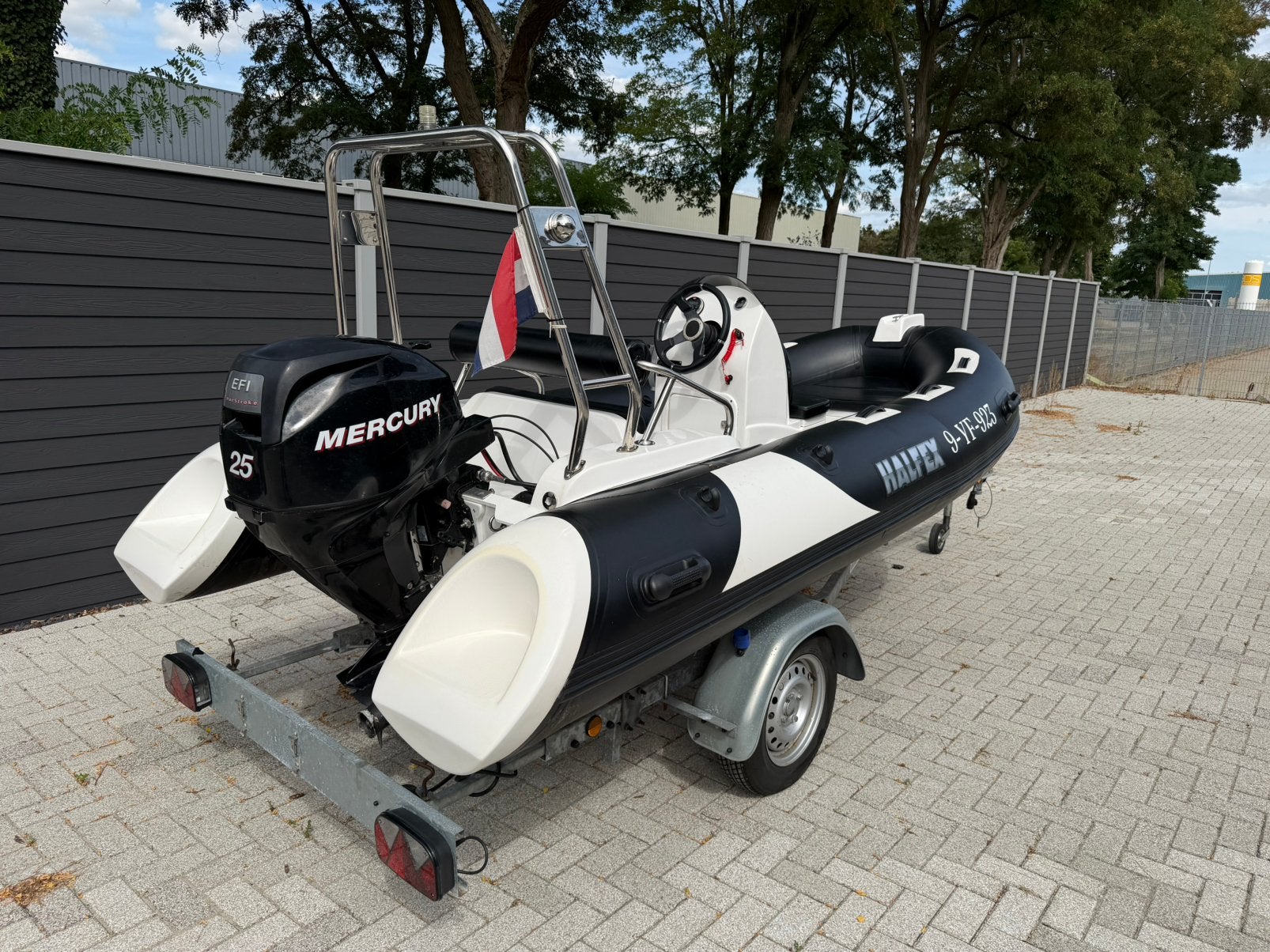 Foto 2 van Rib rubberboot