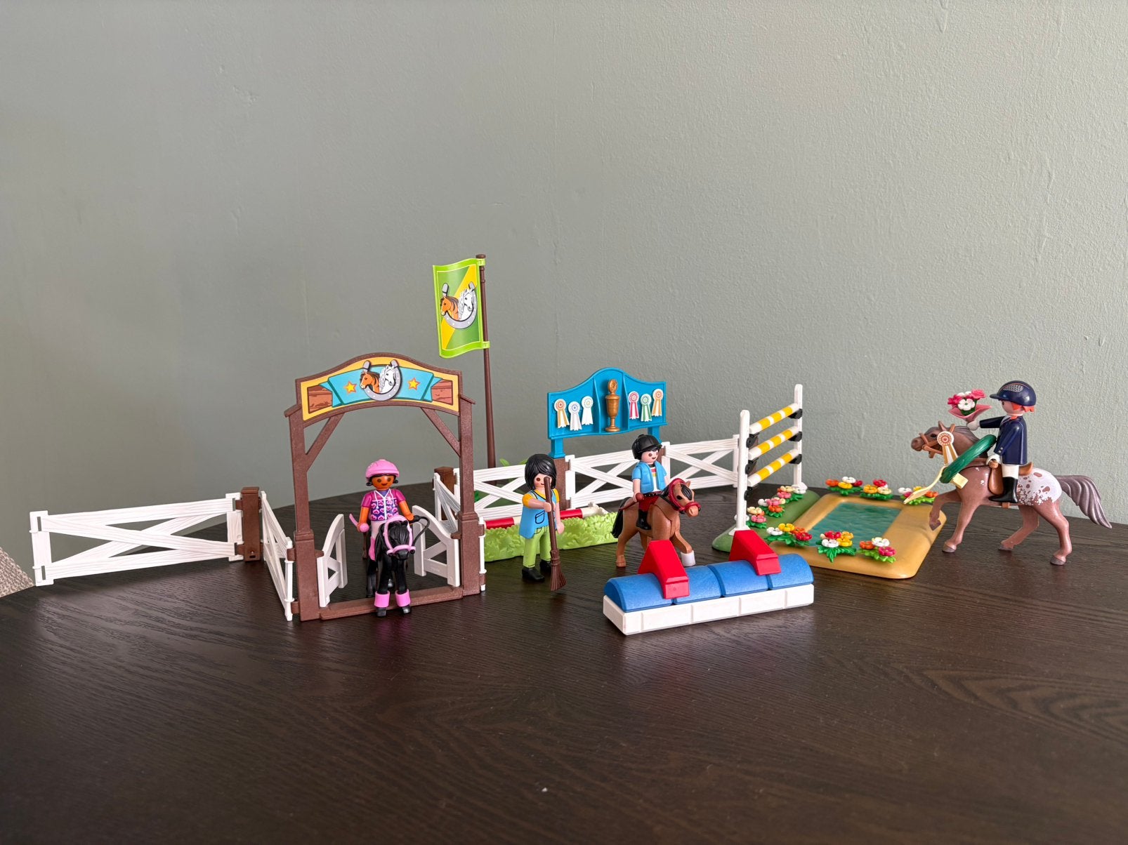 Playmobil prijsuitreiking klein podium, Ophalen, Gebruikt