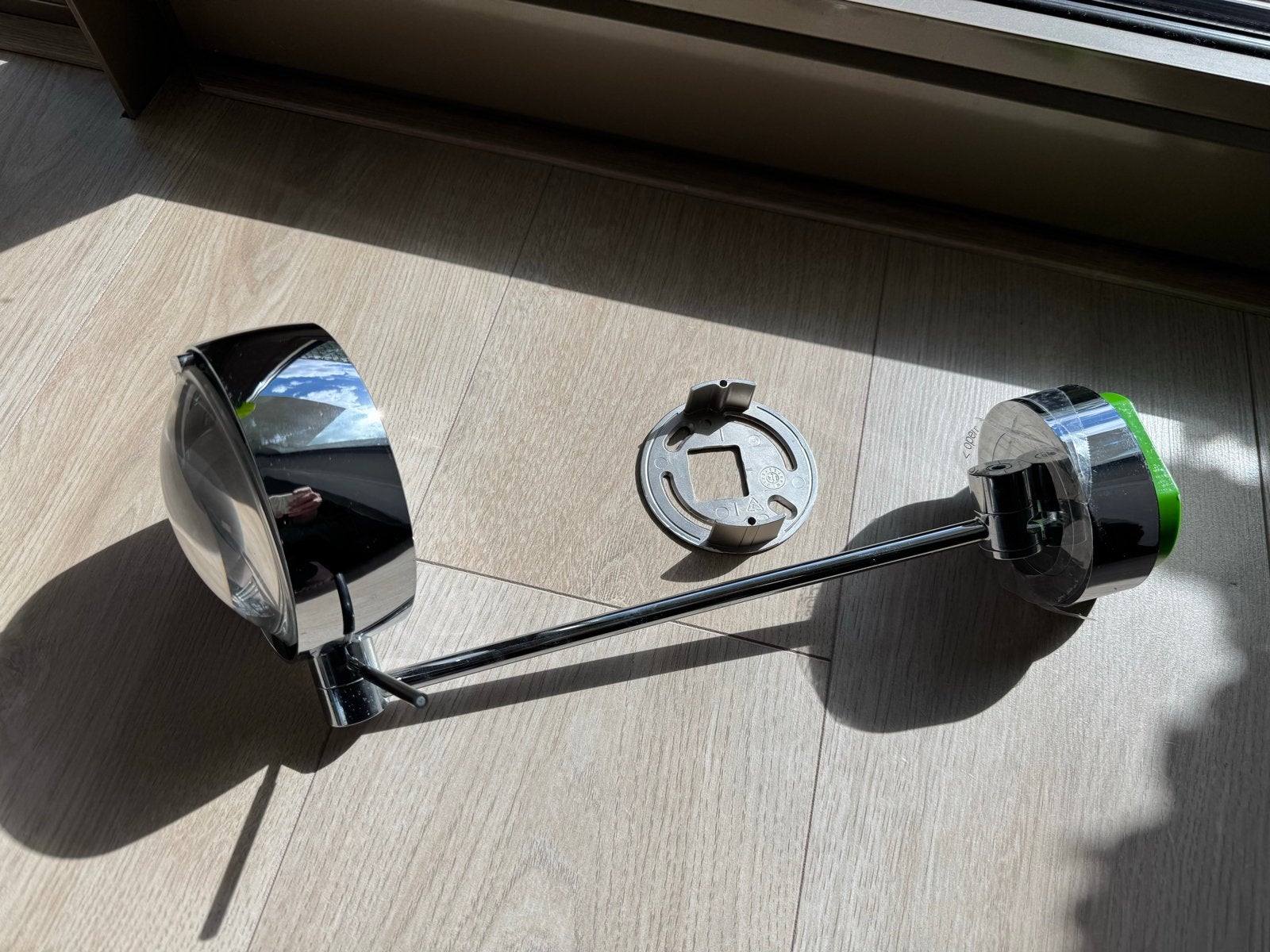 Occhio Sento LED wandlamp chroom, Huis en Inrichting, Ophalen, Zo goed als nieuw