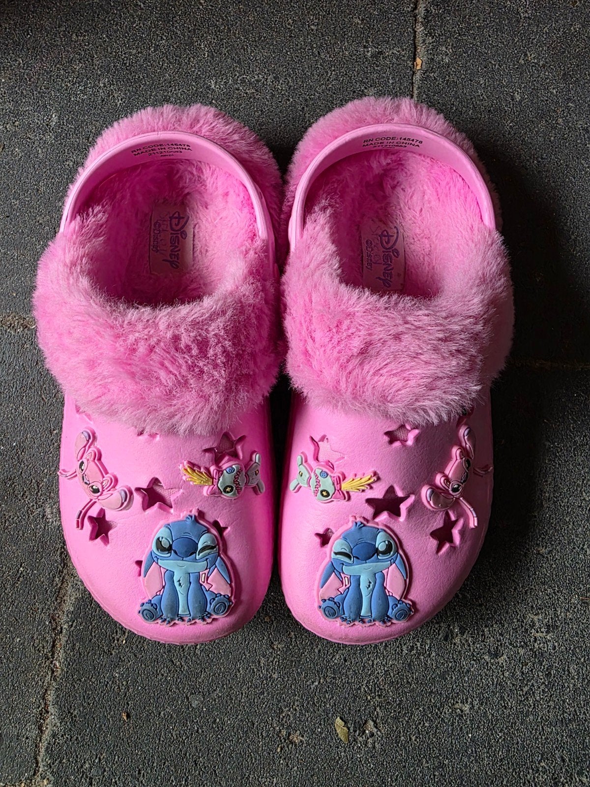 Roze Stitch pantoffels/klompjes - maat 29, Disney, Gebruikt, Meisje, Schoenen