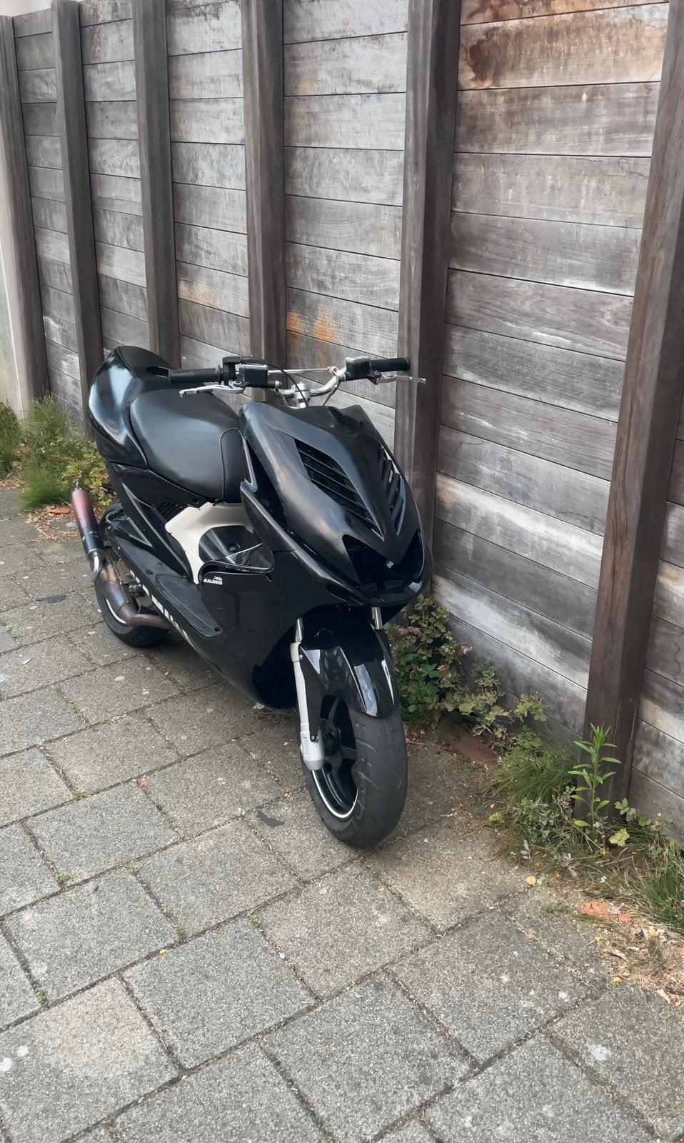 Yamaha Aerox 70cc (ook teruil voor piaggio 50cc 2t), Ophalen, Zo goed als nieuw, Tweetakt, Aerox