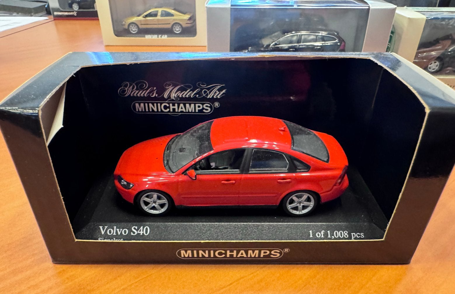 Minichamps Volvo S40 2003  signal red 1:43, Ophalen of Verzenden, Nieuw, Auto, MiniChamps