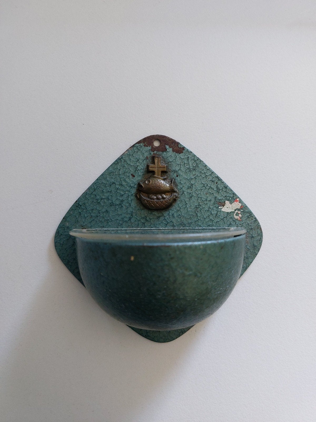 Vintage wijwaterbakje met religieuze afbeelding, Ophalen of Verzenden