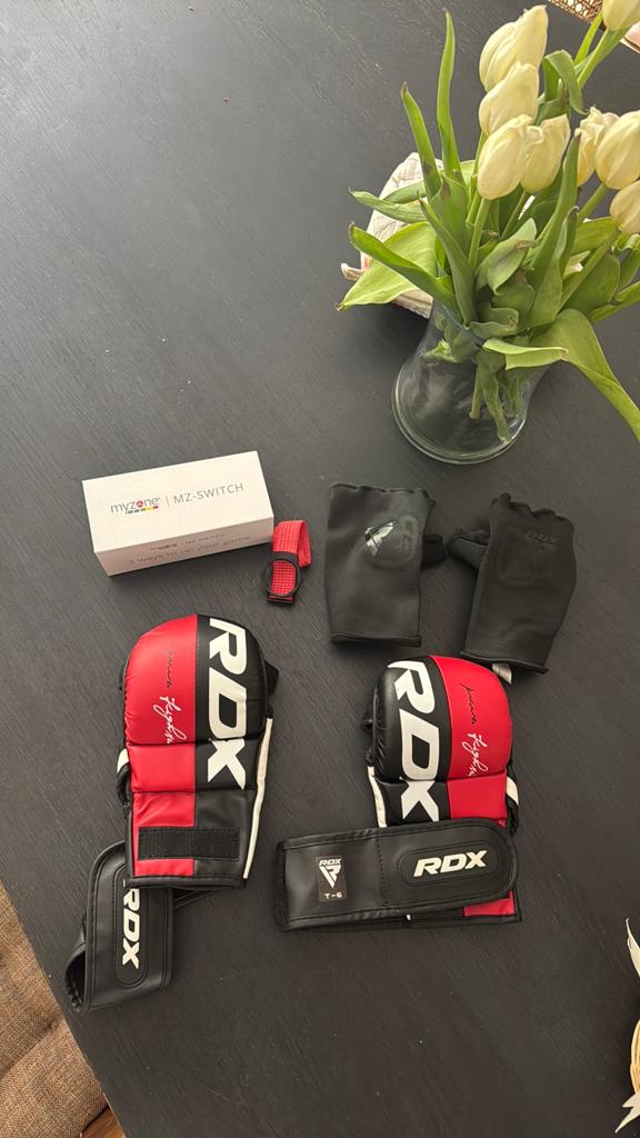 RDX bokshandschoenen en Myzone hartslagmeter, Ophalen, Zo goed als nieuw, Bokshandschoenen