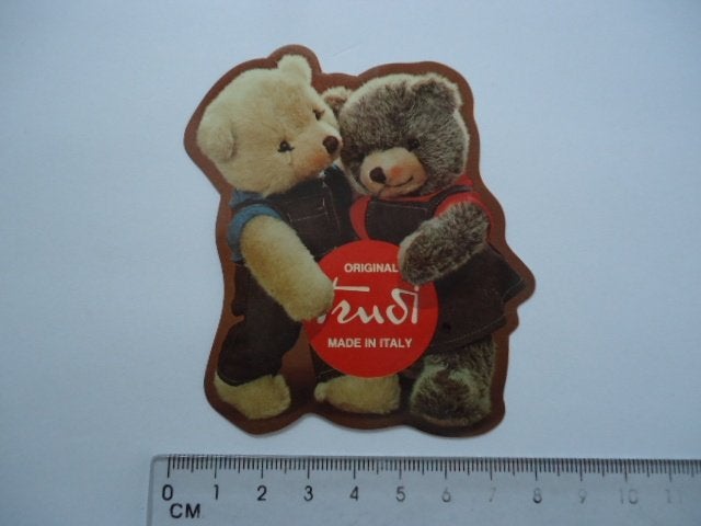 sticker oud TRUDI Made in Italy beer speelgoed bear italie, Verzamelen, Stickers, Verzenden, Zo goed als nieuw, Bedrijf of Vereniging