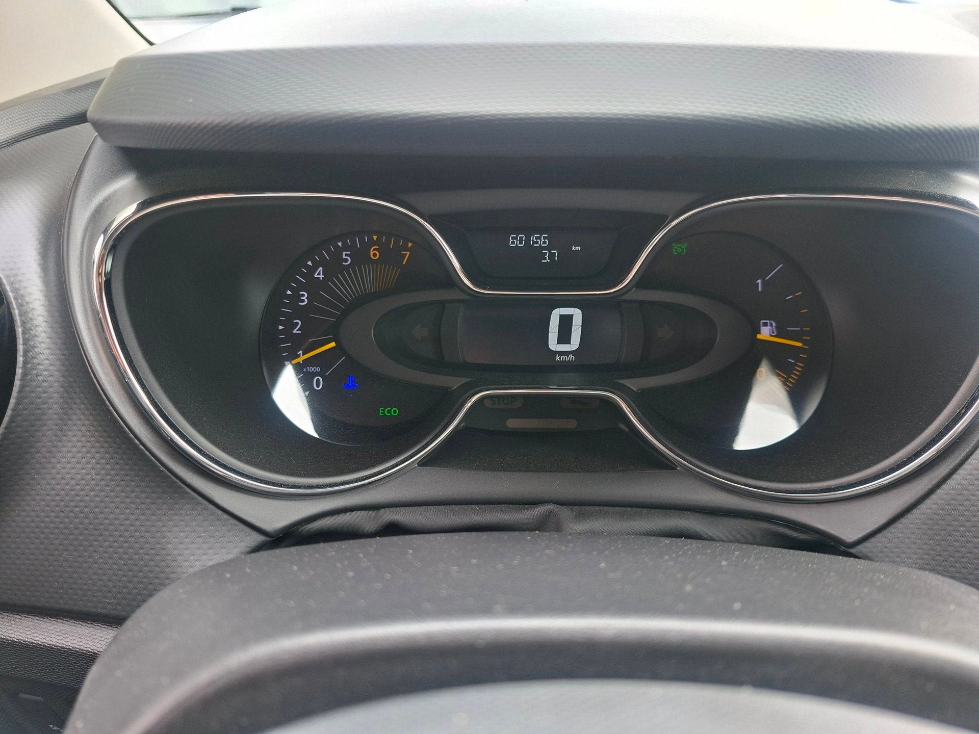 Foto 16 van Renault Captur 0.9 TCe Helly Hansen Camera Trekhaak