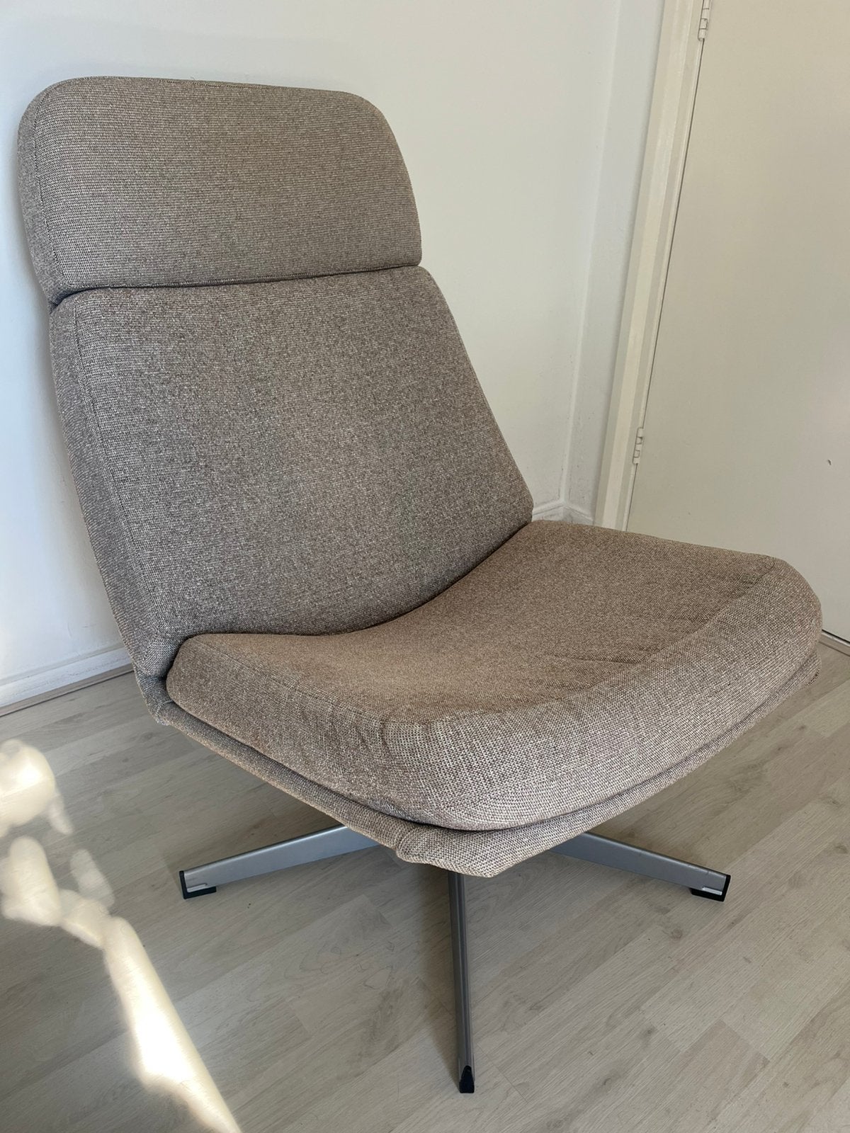 Ikea Lunna draaifauteul, Ophalen, Zo goed als nieuw, Minder dan 50 cm