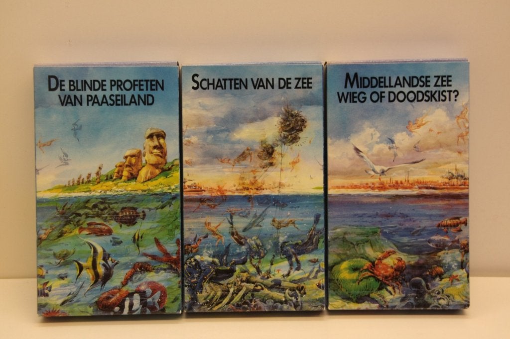 Boxset Jacques Cousteau ( 3 VHS banden). Nieuwstaat., Boxset, Documentaire, Alle leeftijden, Ophalen of Verzenden