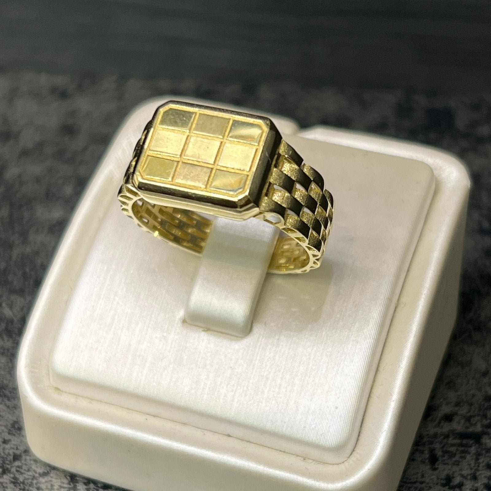 14 karaats gouden zegelring vierhoek model, Ophalen of Verzenden, Nieuw, Goud, Heer