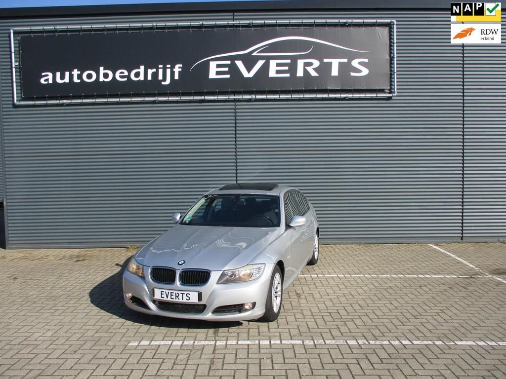 BMW 3-serie 316i Black & Silver Line Km 166956 Nap ! LET OP, Auto's, BMW, Gebruikt, 4 cilinders, 122 pk, Origineel Nederlands