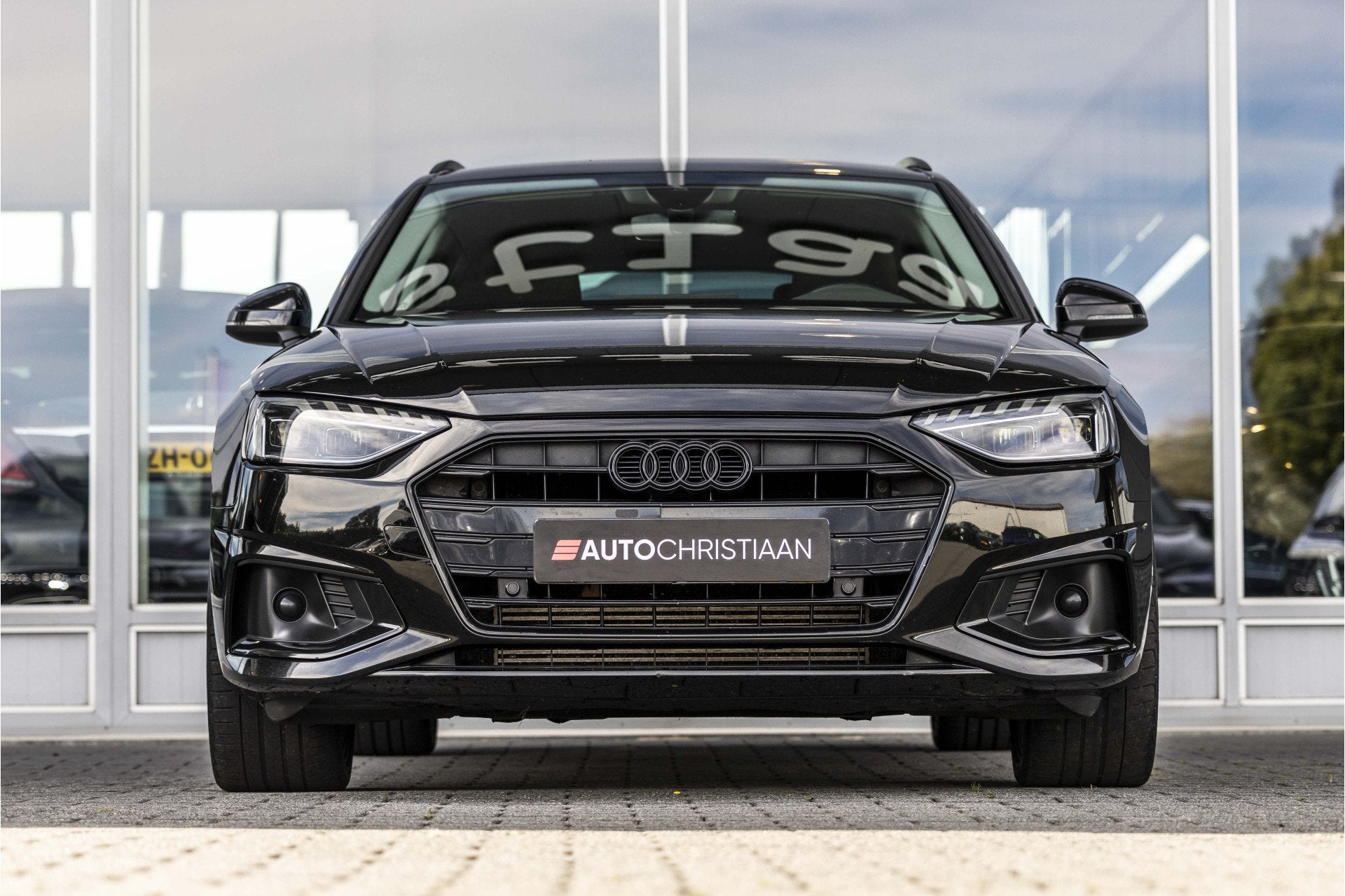 Audi A4 Avant 35 TFSI Launch edition Business | E-Trekhaak |, 12 maanden, Stof, Gebruikt, 4 cilinders