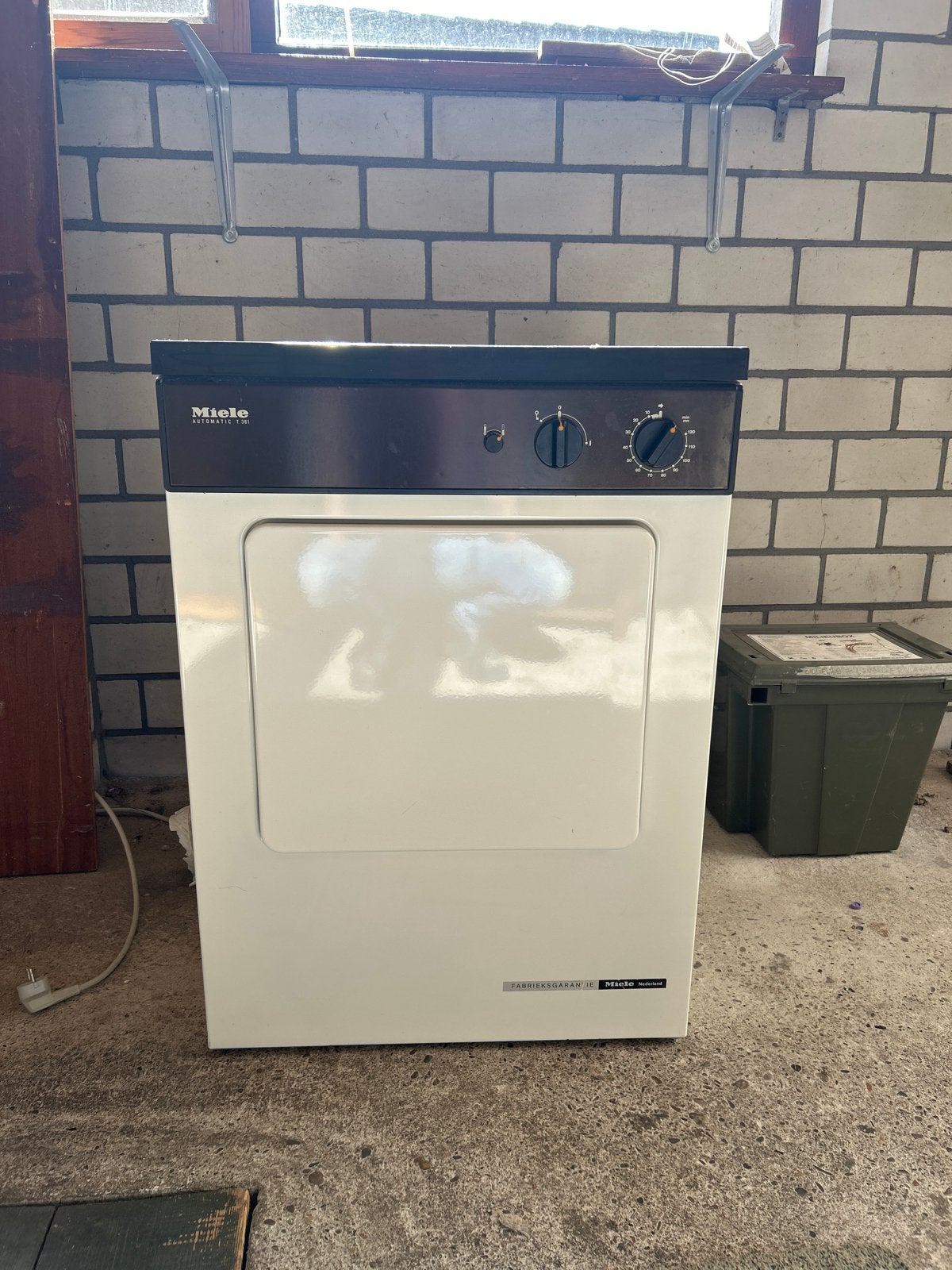 Miele Wasdroger Automatic T 361, Ophalen, 6 tot 8 kg, Gebruikt, Luchtafvoer