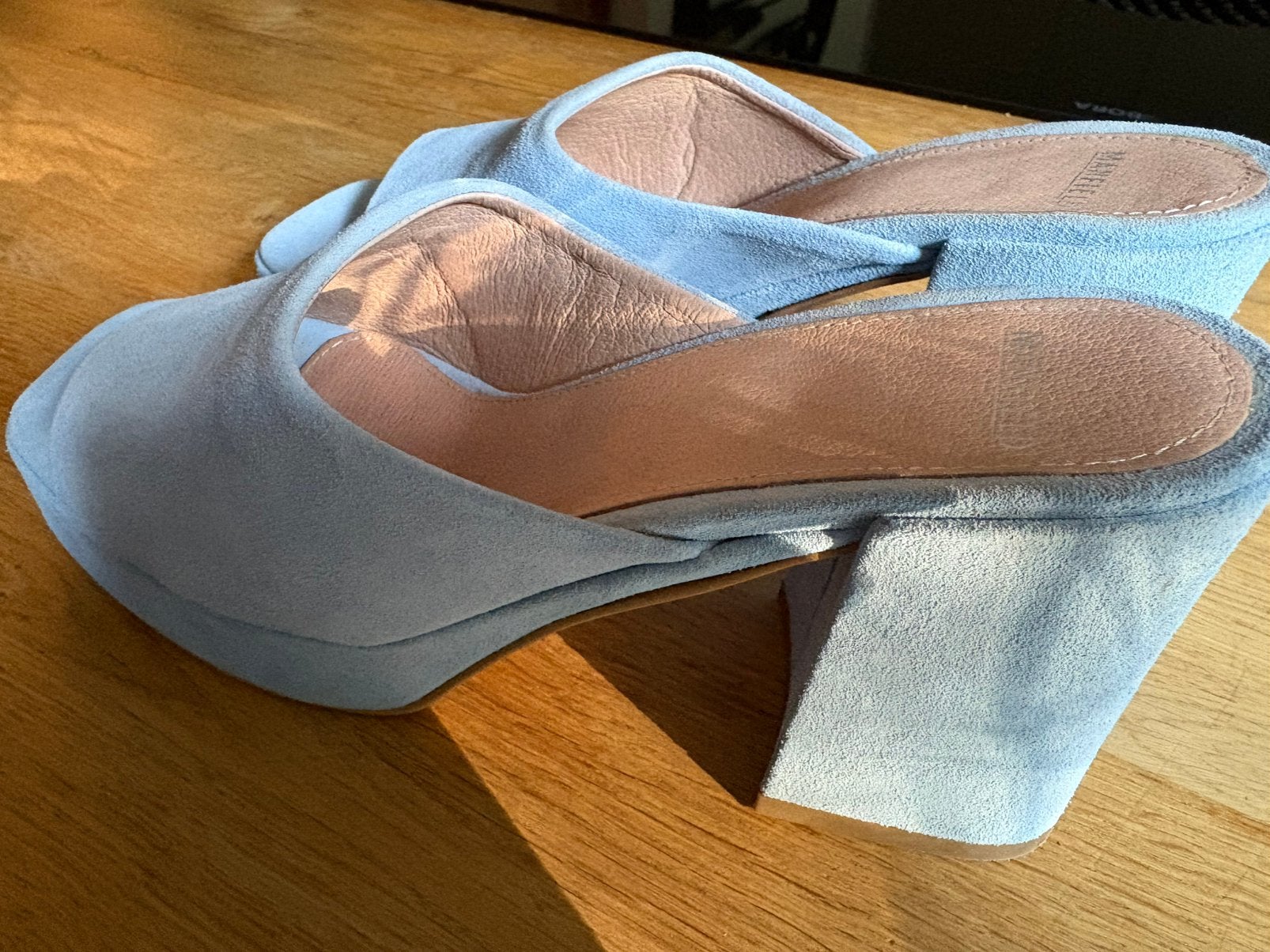 Mooie danes schoenen mt 39, Ophalen of Verzenden, Zo goed als nieuw, Blauw