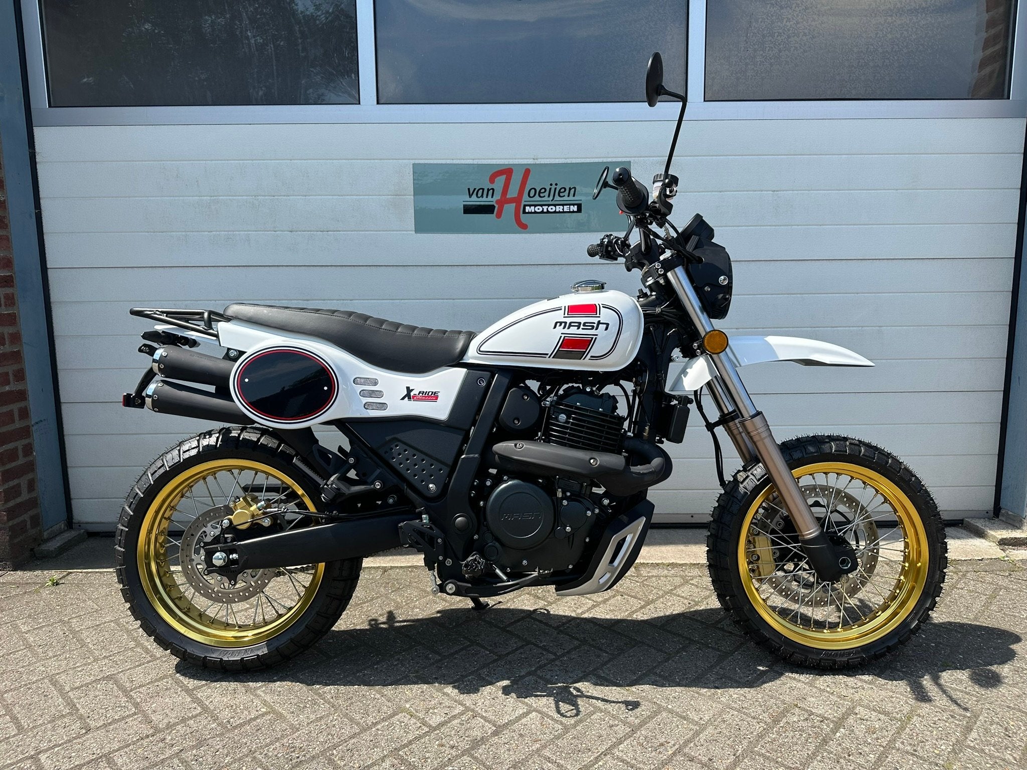 Mash X-RIDE 650 ABS (bj 2026), Motoren, Motoren | Mash, Bedrijf, Toermotor, ABS, LED Verlichting
