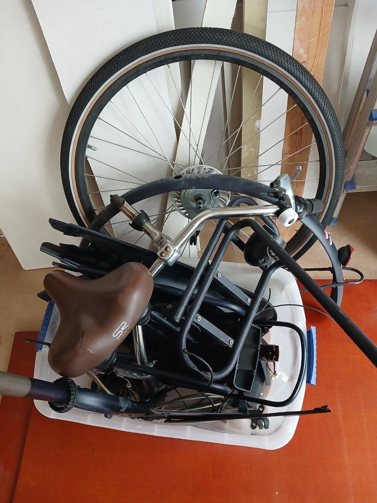 Cortina ecomo onderdelen, Fietsen en Brommers, Fietsonderdelen, Cortina ecomo, Overige typen, Staal, Zo goed als nieuw