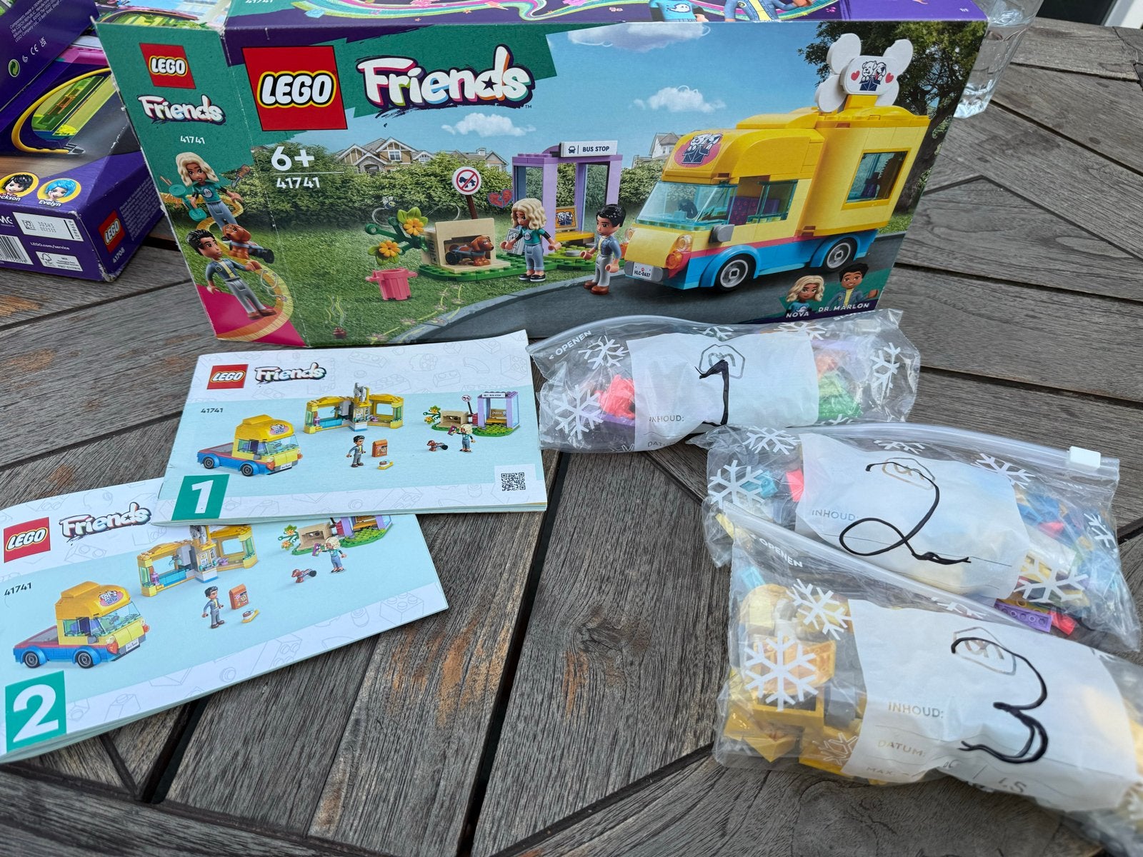 Lego Friends 41741 Hondentrimsalon Camper Zo goed als nieuw, Lego, Friends, Ophalen of Verzenden, Zo goed als nieuw