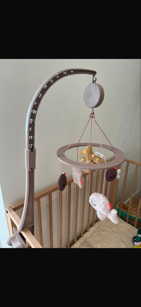 Muzikale baby mobiel Done by Deer, Kinderen en Baby's, Ophalen, Zo goed als nieuw, Mobiel, Met geluid