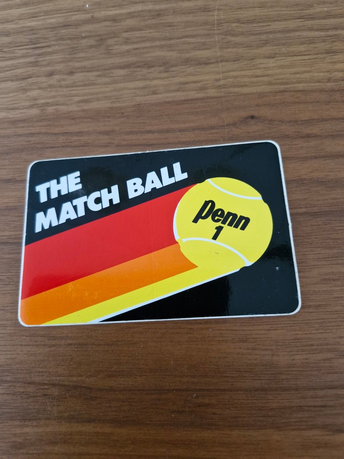 10665 Vintage Penn The Match Ball Sticker - Tennis, Verzamelen, Ophalen of Verzenden, Gebruikt, Sport