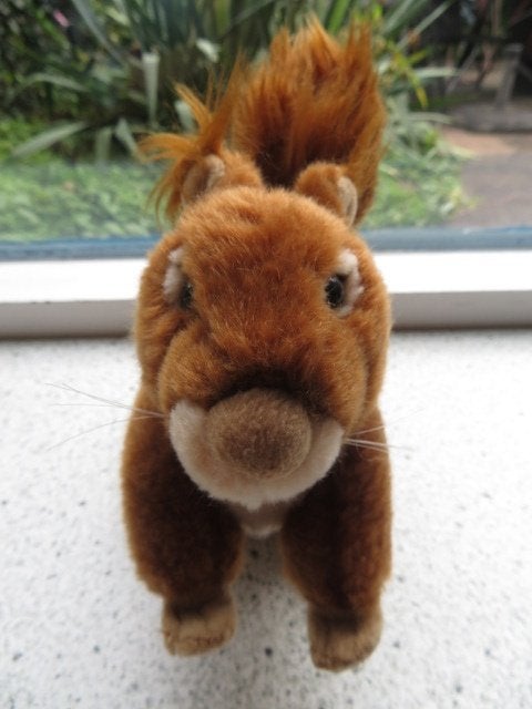 Eekhoorn of eekhoorntje merk Unitoys Uni-Toys bruin velours, Overige typen, Ophalen of Verzenden, Zo goed als nieuw, Met label