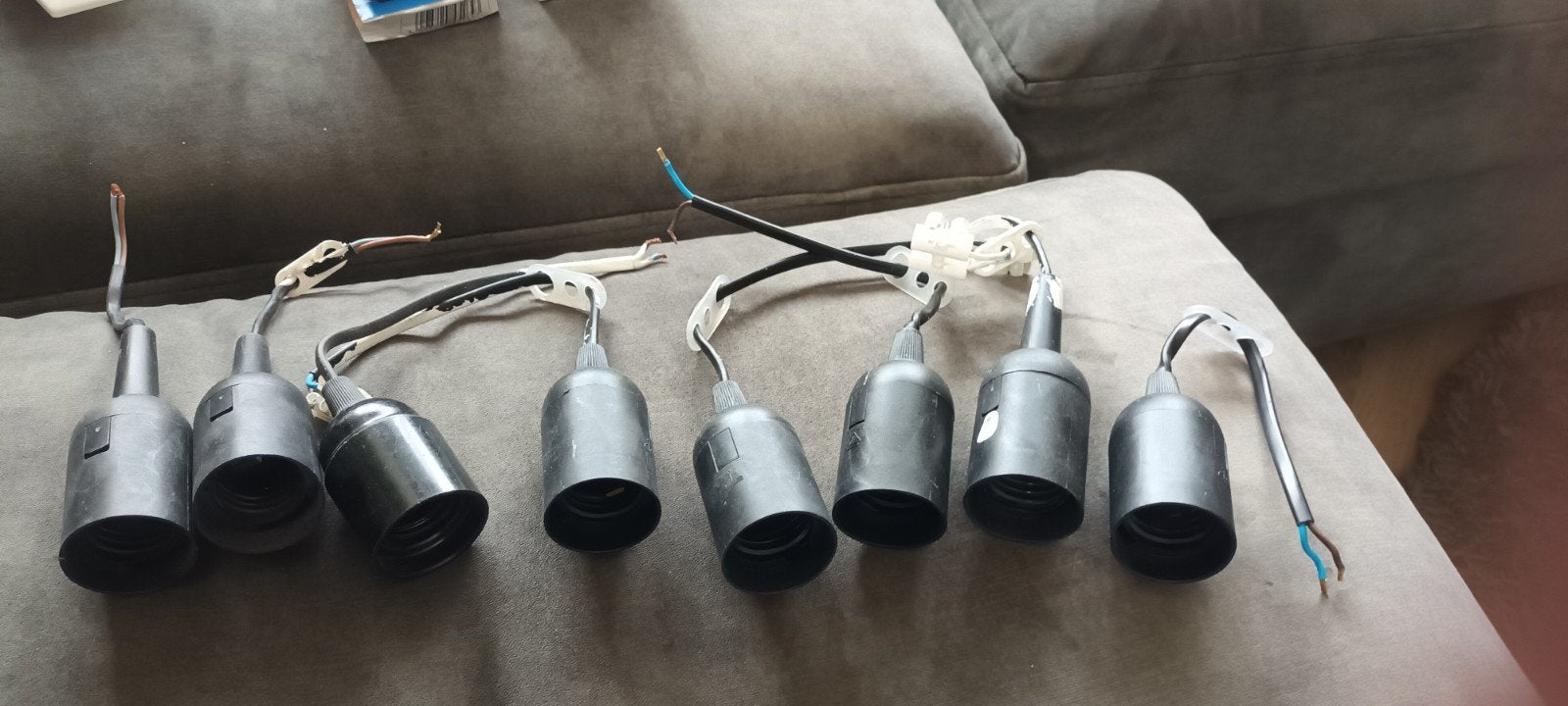 8x Verhuisfittingen - Eenvoudige tijdelijke verlichting, Ophalen of Verzenden, Gebruikt, E27 (groot), Led-lamp