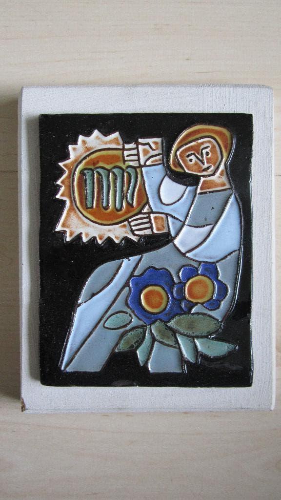 Henk Potters.  Sterrenbeeld tegel Maagd., Ophalen of Verzenden