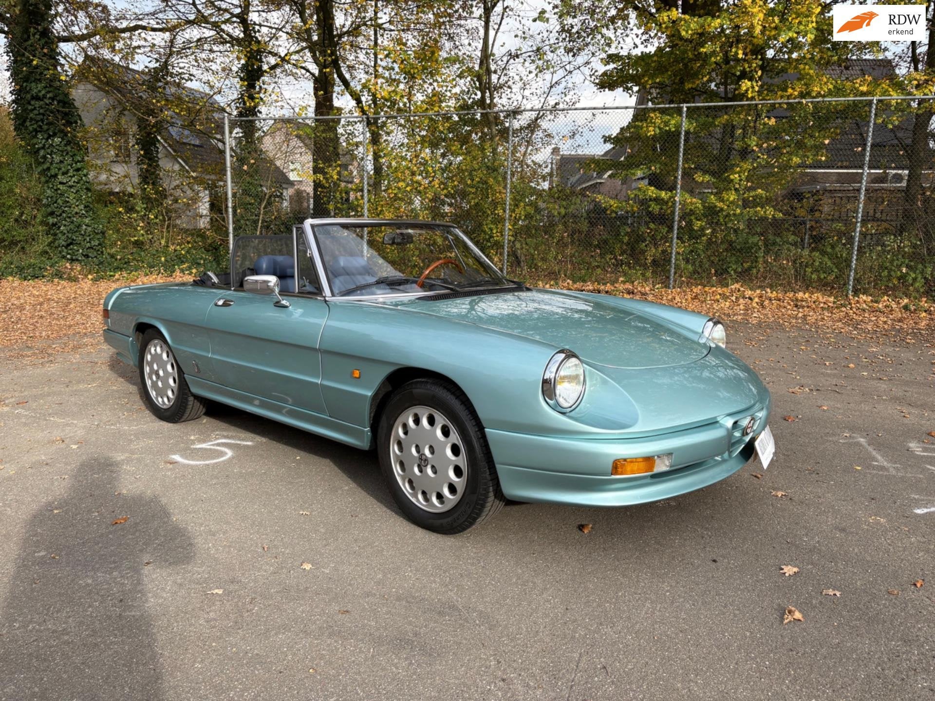 Alfa Romeo Spider 2.0 Veloce NL auto, 2 Solex carburateurs,, Achterwielaandrijving, Gebruikt, Open dak, Cabriolet
