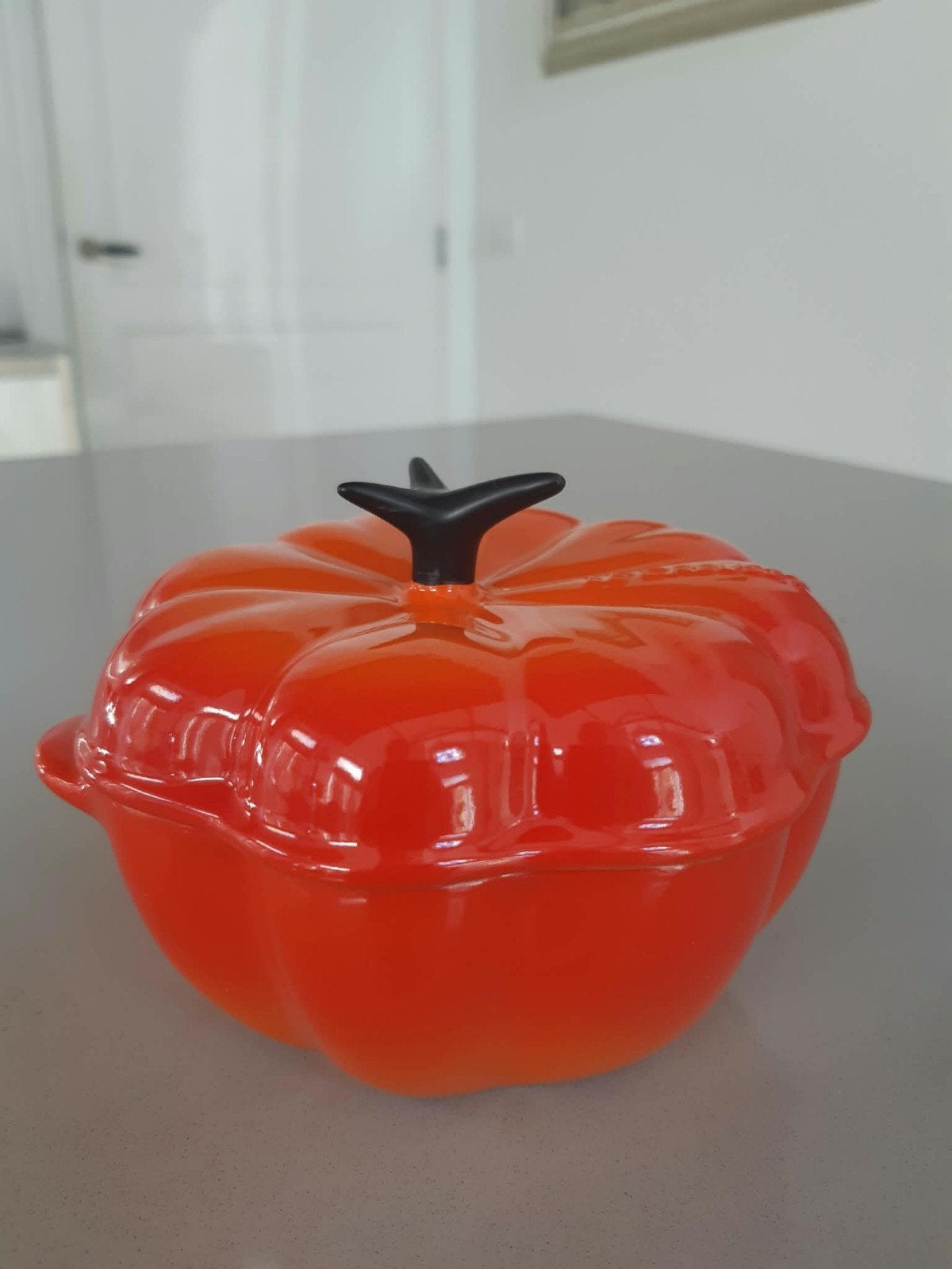 Le Creuset Mini Cocotte Pompoen, Ophalen of Verzenden, Zo goed als nieuw, Overige materialen