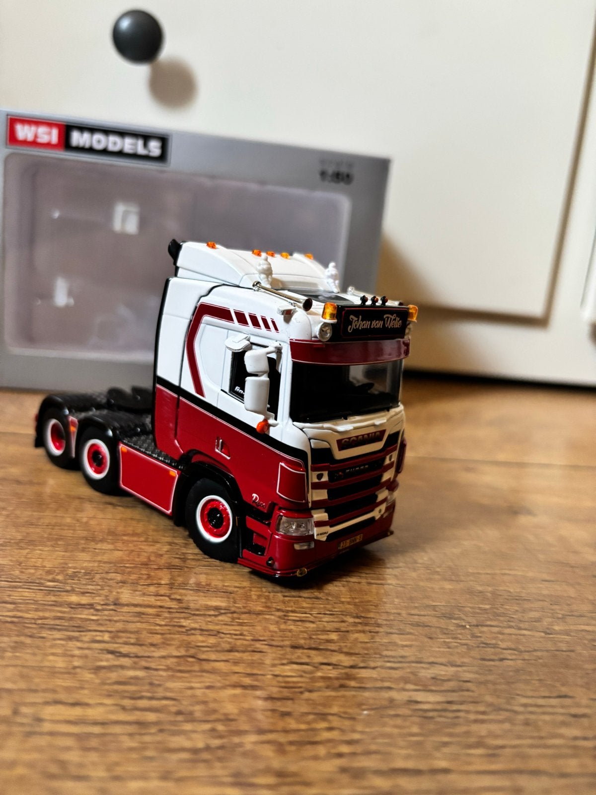 Scania Johan van Welie WSI Models 1:50, Ophalen of Verzenden, Zo goed als nieuw, Bus of Vrachtwagen