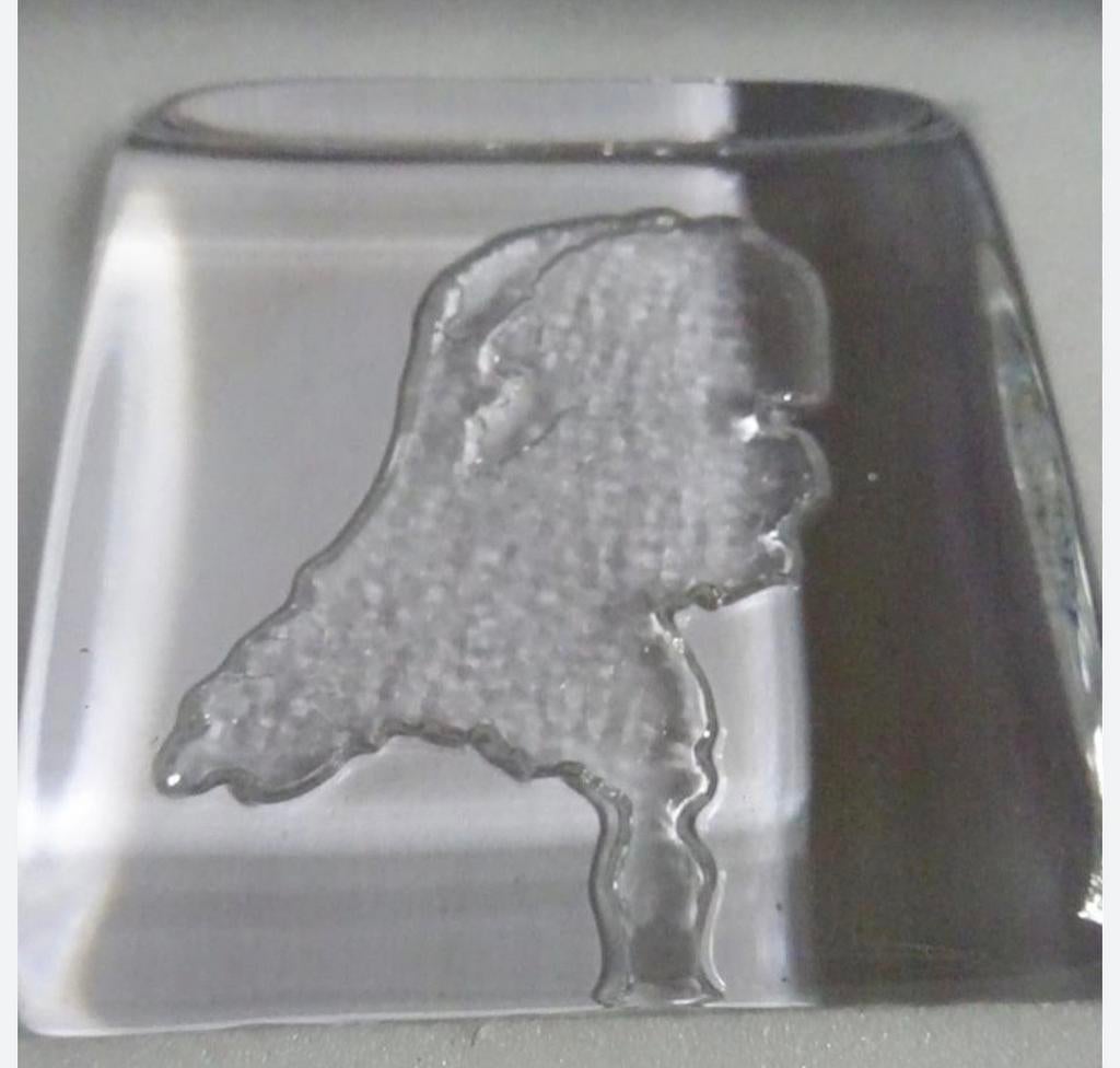 Kristal glas presse-papier, Ophalen